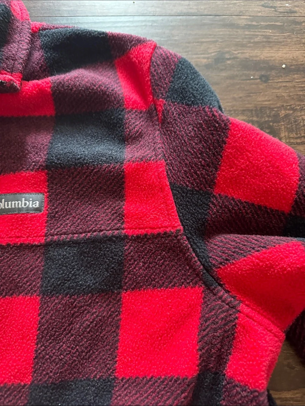 Columbia Red and Black Buffalo Plaid Mens fleece Jacket